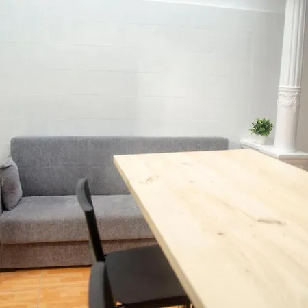 The Wave Temple Guest house *